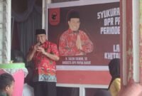 acara syukuran atas pelantikan Haji Saleh Siknun sebagai anggota Dewan Perwakilan Rakyat (DPR) Papua Barat untuk periode 2024-2029. Acara ini berlangsung pada hari Sabtu, 5 Oktober 2024, di Posko Tikar Rasa, Jalan Warahmade, Kelurahan Danaweria. (Dok. jabar.tagarutama.com)